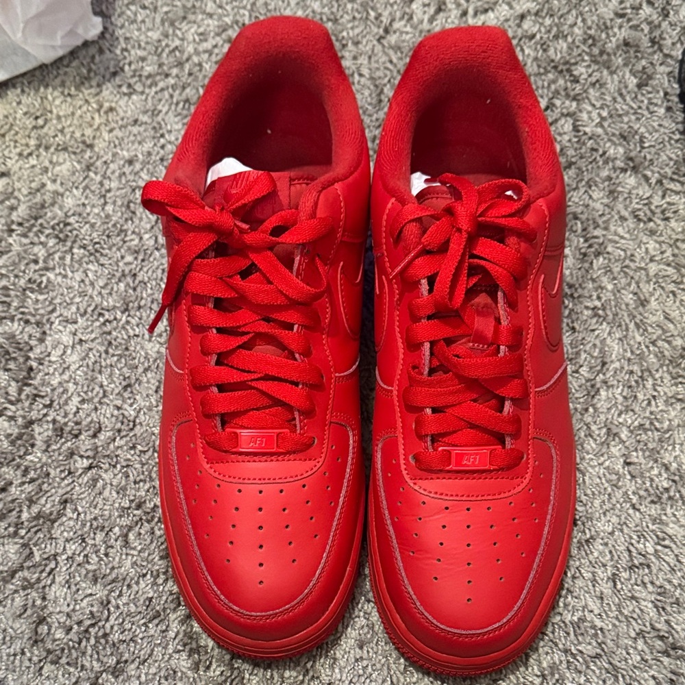 Nike Men's Air Force 1  Triple Red